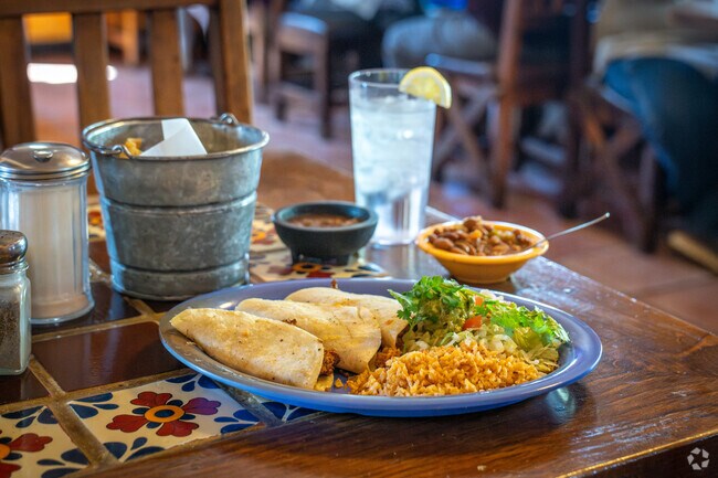 La Nueva Casita Cafe has cooked from the heart since 1957.