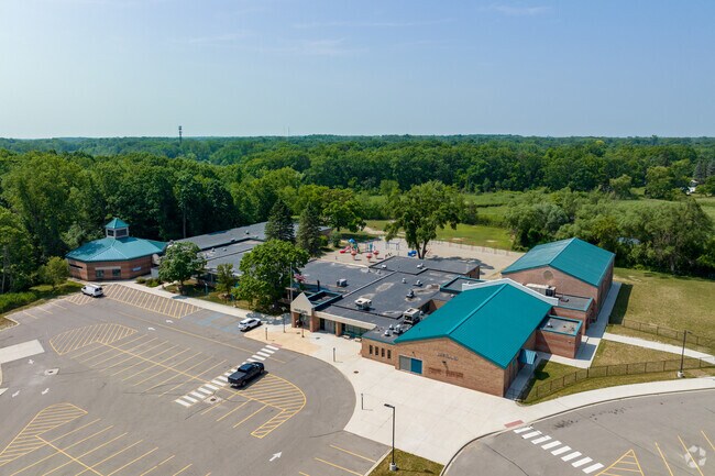 Aerial view of Waterford School District's Haviland Elementary School.