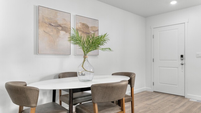 1257 N 325 E unit 174, Harrisville, UT 84404 - photo 2