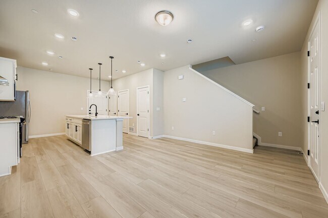 2787 Bear Springs Cir, Longmont, CO 80503 - photo 5