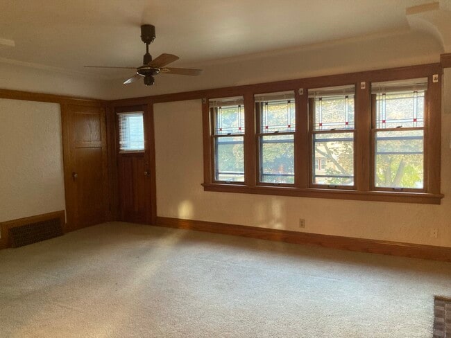 2569 N 61st St, Milwaukee, WI 53213 - photo 3