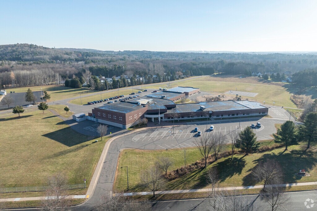 Stettin Elementary School has an overall niche grade of A-.