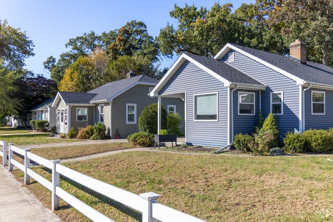 The older homes in Northeast South Bend range between $90,000 and $485,000.