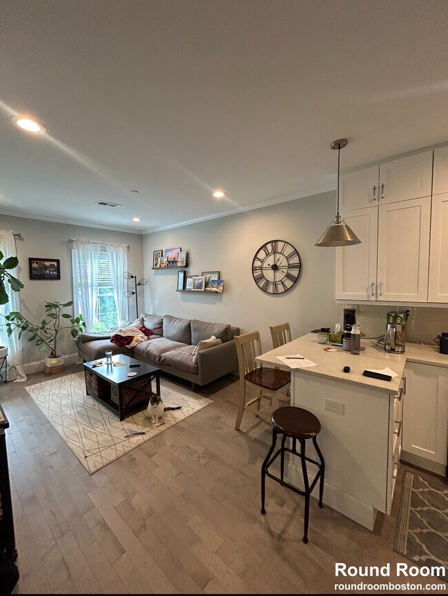 50 Putnam St unit 3, Boston, MA 02128 - photo 3