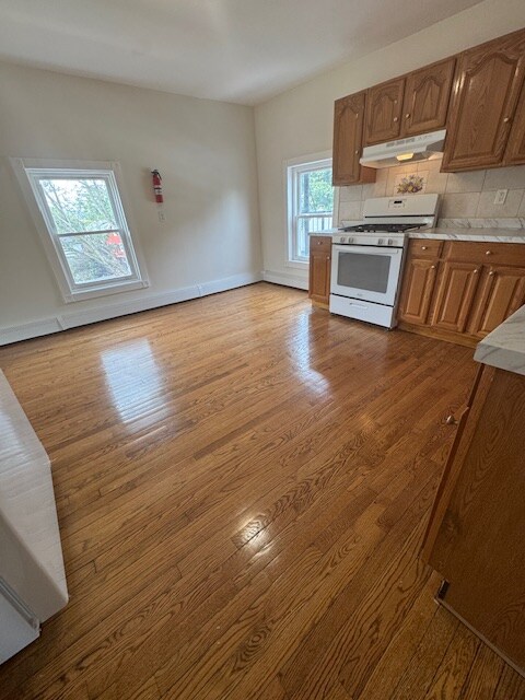 10 Jerome Ave Unit 3rd floor, Belleville, NJ 07109
