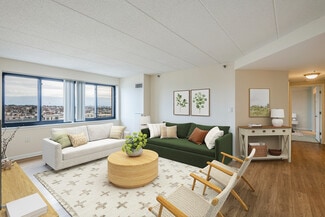 14 Summer St, Malden, MA 02148
