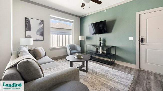 12500 Shadowglen Trace unit 4302, Manor, TX 78653 - photo 2