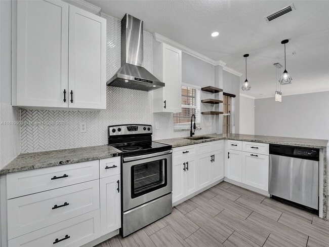 17954 SW 10th Ct, Pembroke Pines, FL 33029 - photo 6