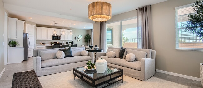 11981 W Calle Del Sol unit 36033293, Peoria, AZ 85383 - photo 4