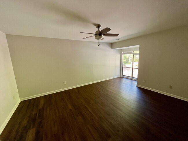 132 Manhattan Ct unit 132 Manhattan Court, Cary, NC 27511 - photo 6