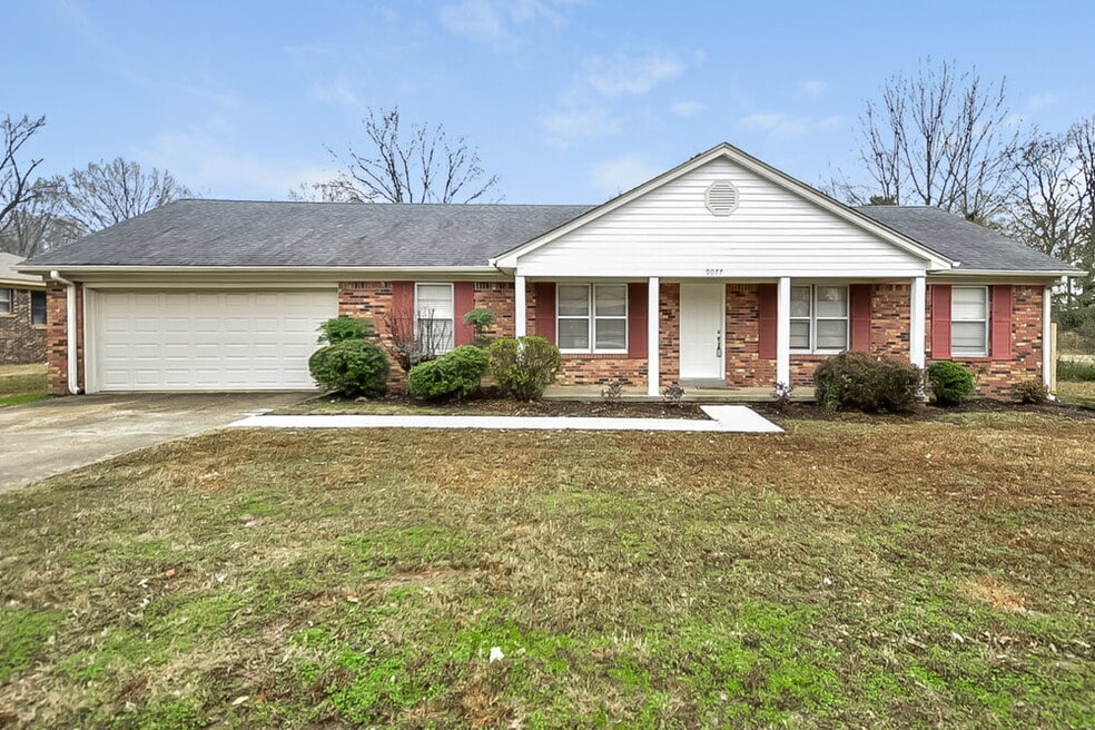 9077 Neil Ave, Olive Branch, MS 38654 - photo 1