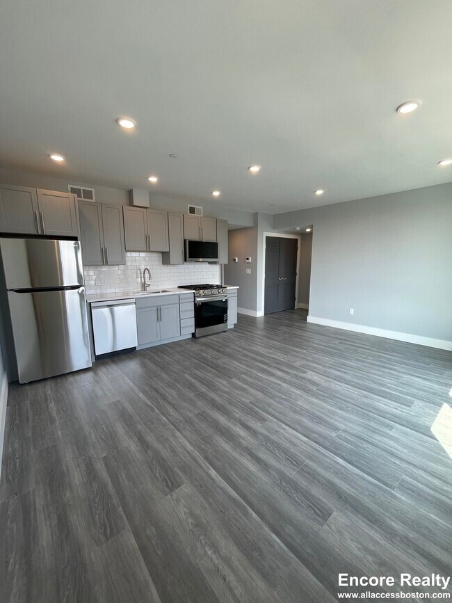 365 Western Ave unit 614, Boston, MA 02135 - photo 2