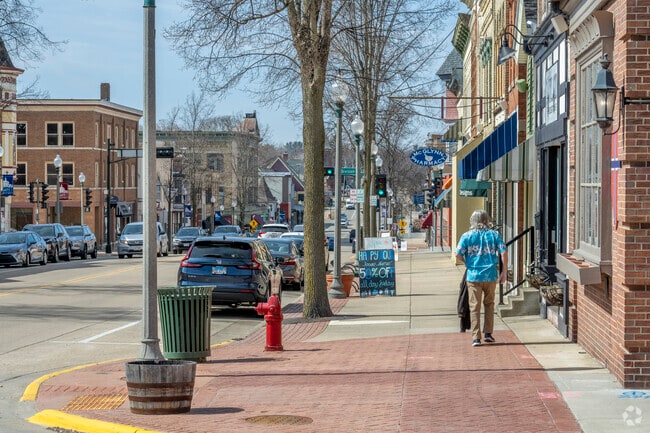 Stoughton's downtown area is home to many local shops and restaurants, and is highly walkable.