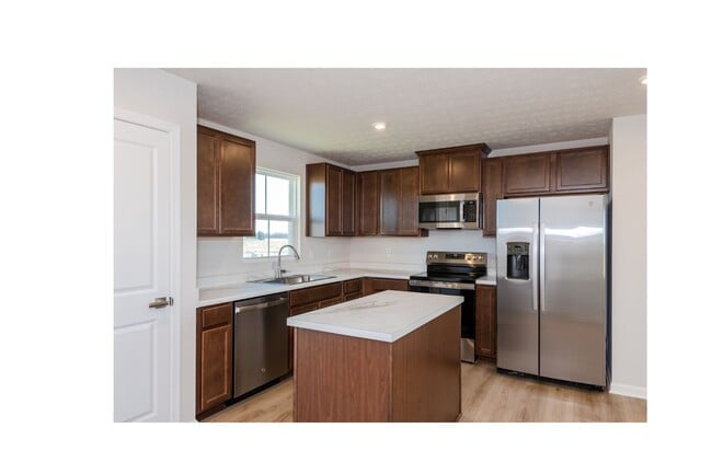 2273 Lytle Rd, Troy, OH 45373 - photo 2