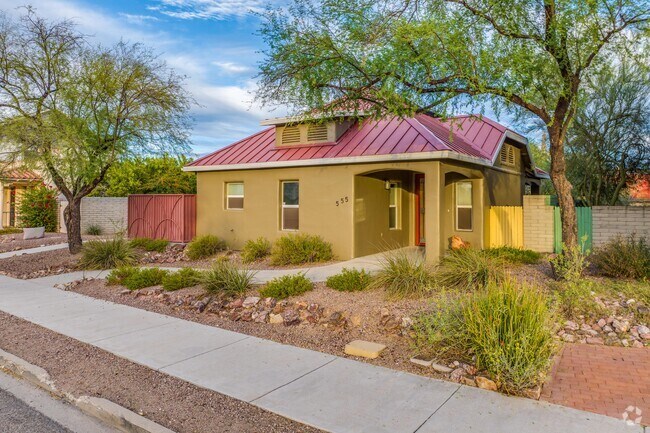 A bungalow home in Santa Rita Park Arizona.