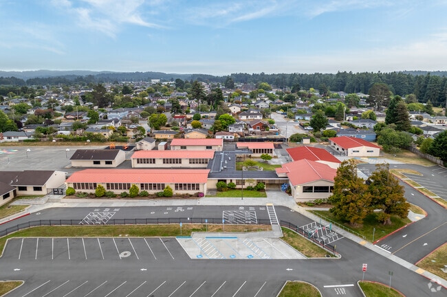Lafayette Elementary School is a beautiful campus located in the heart of Myrtletown.