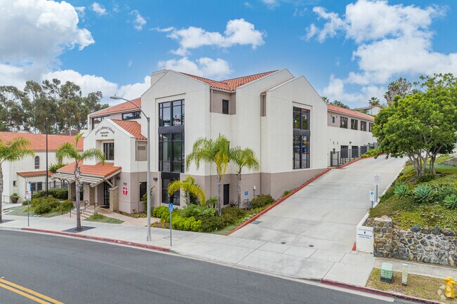 A street view of the entrance of Christ Lutheran School.