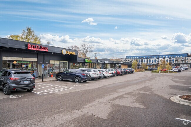 Best of India is one of the many restaurants in the Texa-Tonka business center.