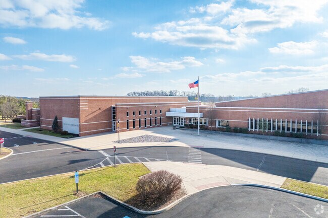 The student to teacher ratio at Vernfield Elementary School is 13 to 1.