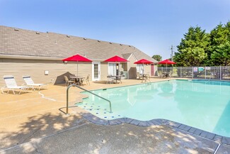 3888 Autumn Ridge Ct, Memphis, TN 38115