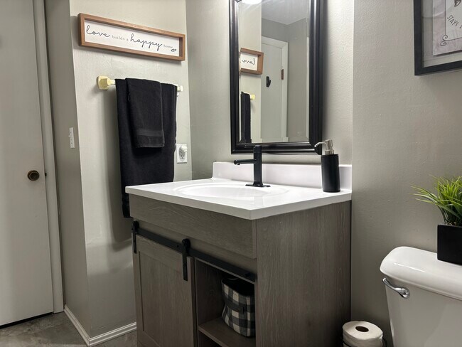 3006 N 73rd St unit 73 st unit, Milwaukee, WI 53210 - photo 3