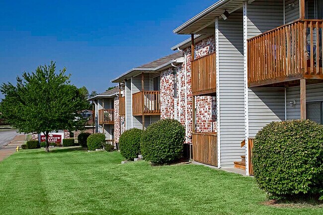 Grandview Village, Springfield, MO 65803 - photo 4