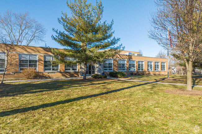 Dieterich Elementary School has an overall Niche grade of C-.
