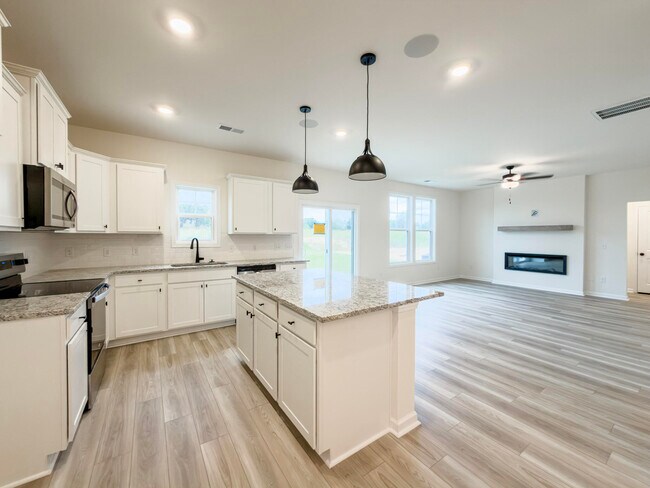 2072 April Dawn Trail, Thomson, GA 30824 - photo 6