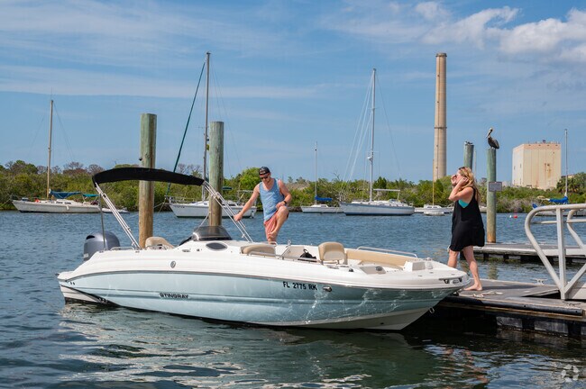 Locals and tourists alike frequent the Anclote River Park Boat Ramp.