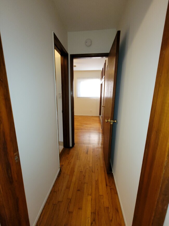 2360 Walgrove Ave unit 3, Los Angeles, CA 90066 - photo 7