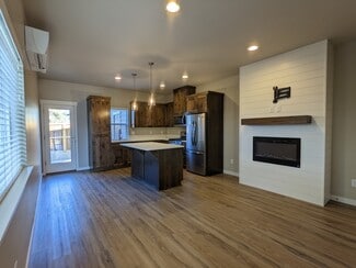 61536 SE Jennifer Ln Unit 1, Bend, OR 97702