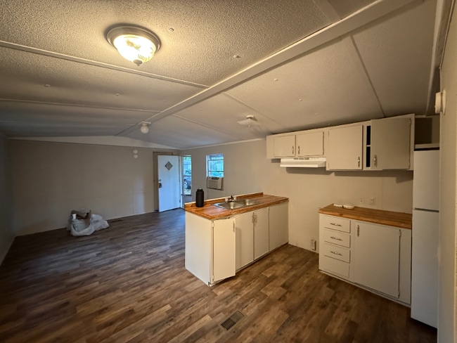 0 Acorn Village Ln, Waverly, TN 37185 - photo 2