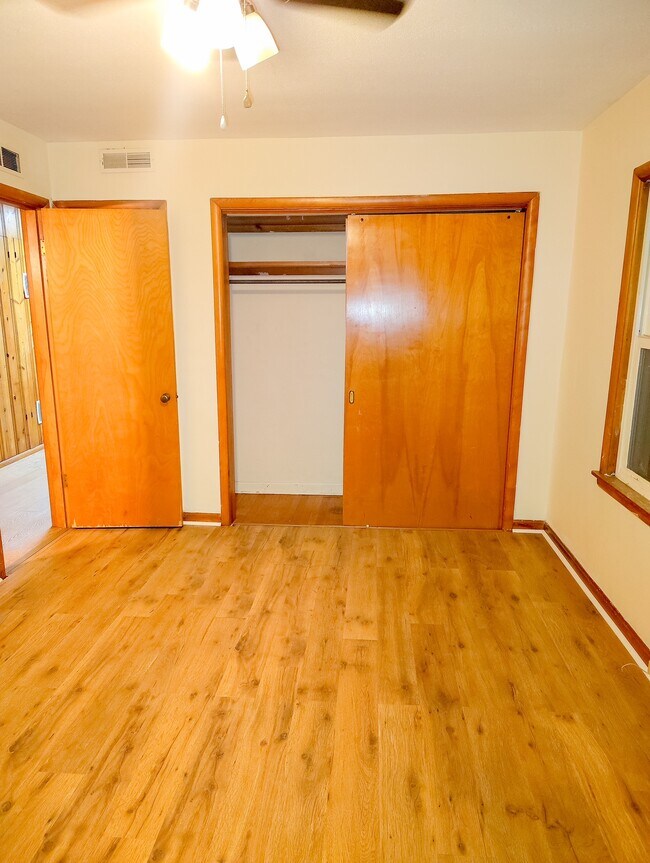 1120 Metropolis St unit 4, Metropolis, IL 62960 - photo 5