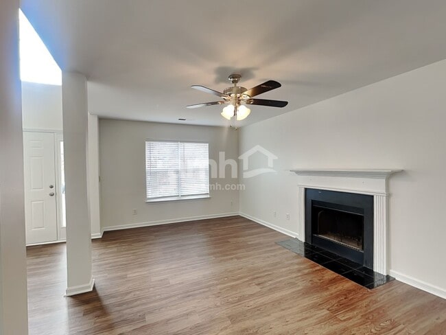 4509 Canipe Dr, Charlotte, NC 28269 - photo 7