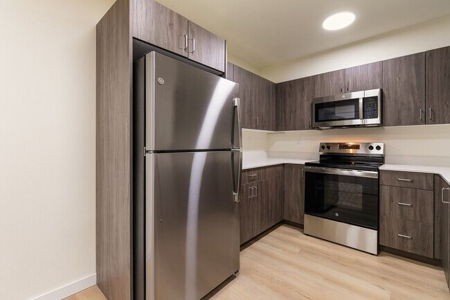 Brand New Apartments for Rent | 1, 2 & 3 Bedrooms Available | Parking + Patios - ONE MONTH FREE!, Bellingham, WA 98226 - photo 5