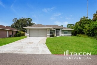 5197 Brickell Dr, North Port, FL 34286