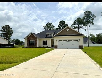 174 Finch Ln, New Bern, NC 28560