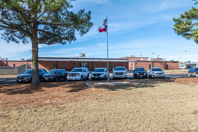 Everett Higgins Elementary School