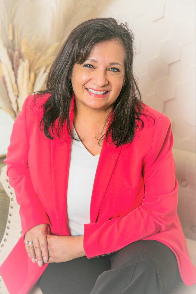 Claudia Garza