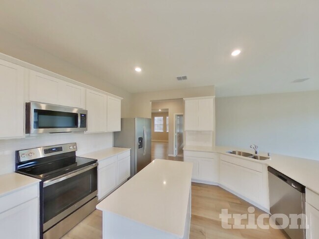 448 Walpole Ct, Fate, TX 75189 - photo 6