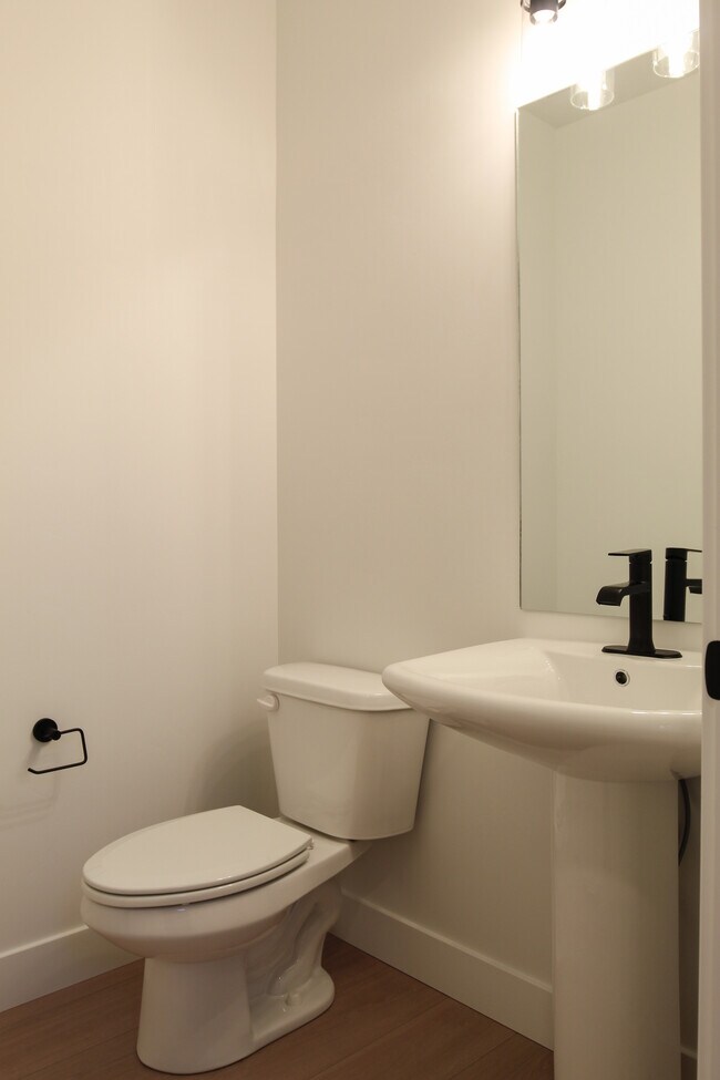 189 W 730 N, Smithfield, UT 84335 - photo 5