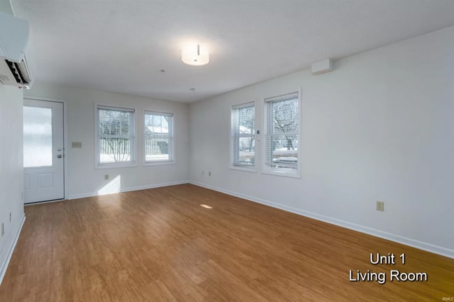 406 E Hillside Dr unit 1, Bloomington, IN 47401 - photo 5