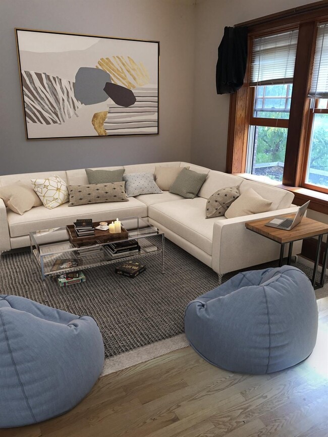 220 State St, Madison, WI 53703