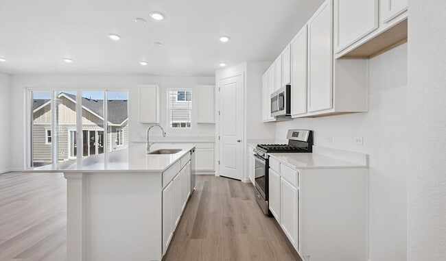 6606 N Nepal St, Aurora, CO 80019 - photo 3