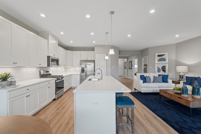 390 Dana Dr unit 36142254, Eighty Four, PA 15330 - photo 6