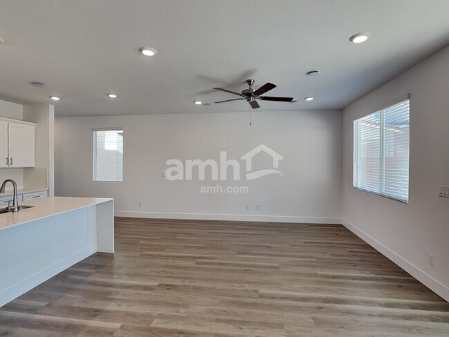 5843 Fly Fisher St, Las Vegas, NV 89113 - photo 7