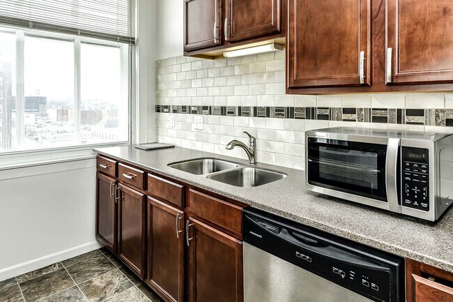 Orpheum Tower, Omaha, NE 68102 - photo 4