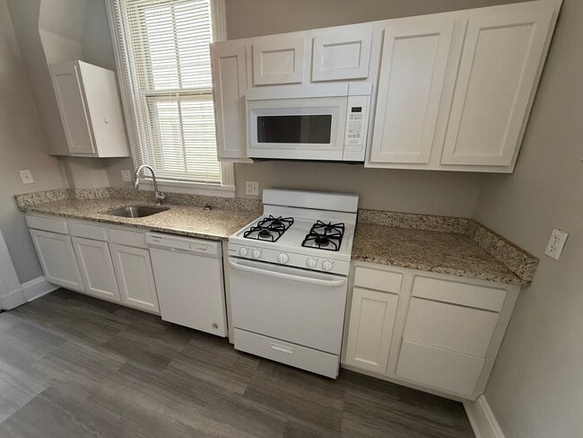 112 W Nixon St, Cincinnati, OH 45220 - photo 2