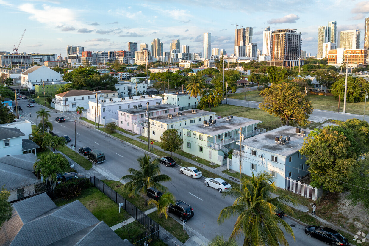 Escultura interactivas para restaurar ecosistemas marinos en Miami