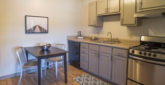 818 Strickland Place, Wilmington, NC 28403